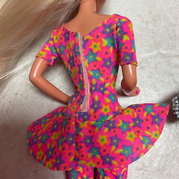 Vintage Barbie 90s Glitter Beach Caboodle Sunflower Barbie Doll - Picture 8 of 10